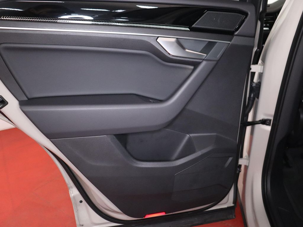 Volkswagen Touareg 2025