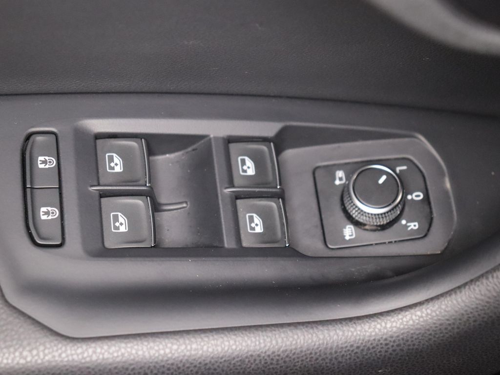 Volkswagen Touareg 2025