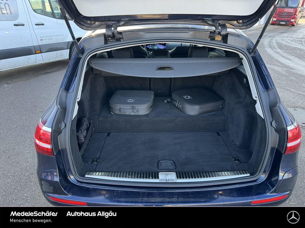 Mercedes-Benz E 300 2022