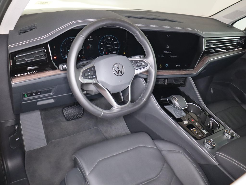 Volkswagen Touareg 2025