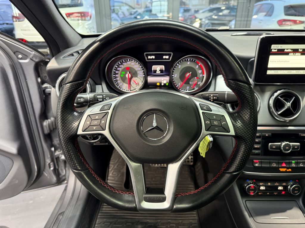 Mercedes-Benz GLA 220 2015