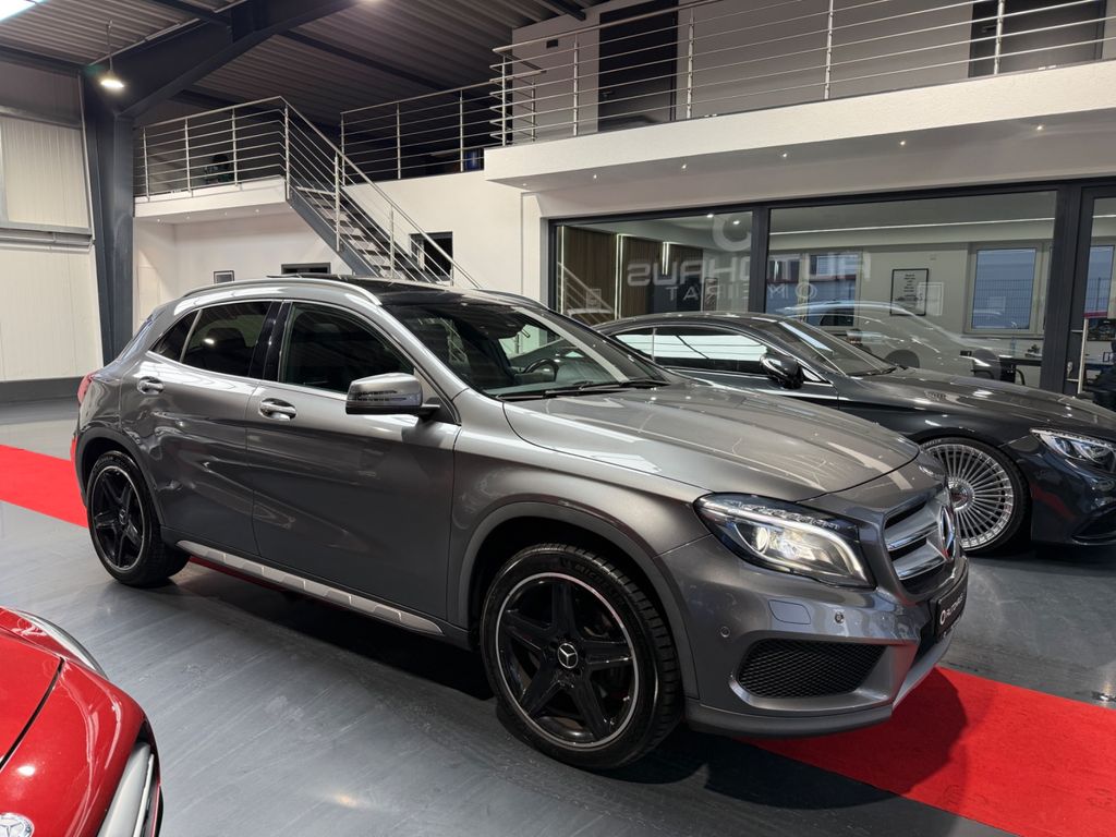 Mercedes-Benz GLA 220 2015