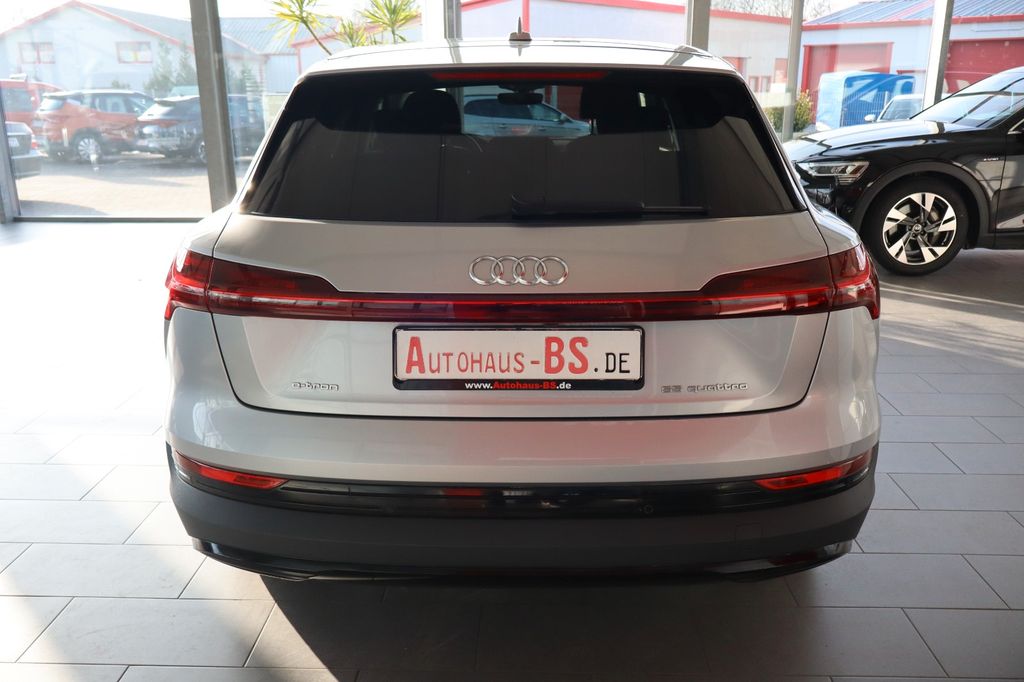 Audi e-tron 2023