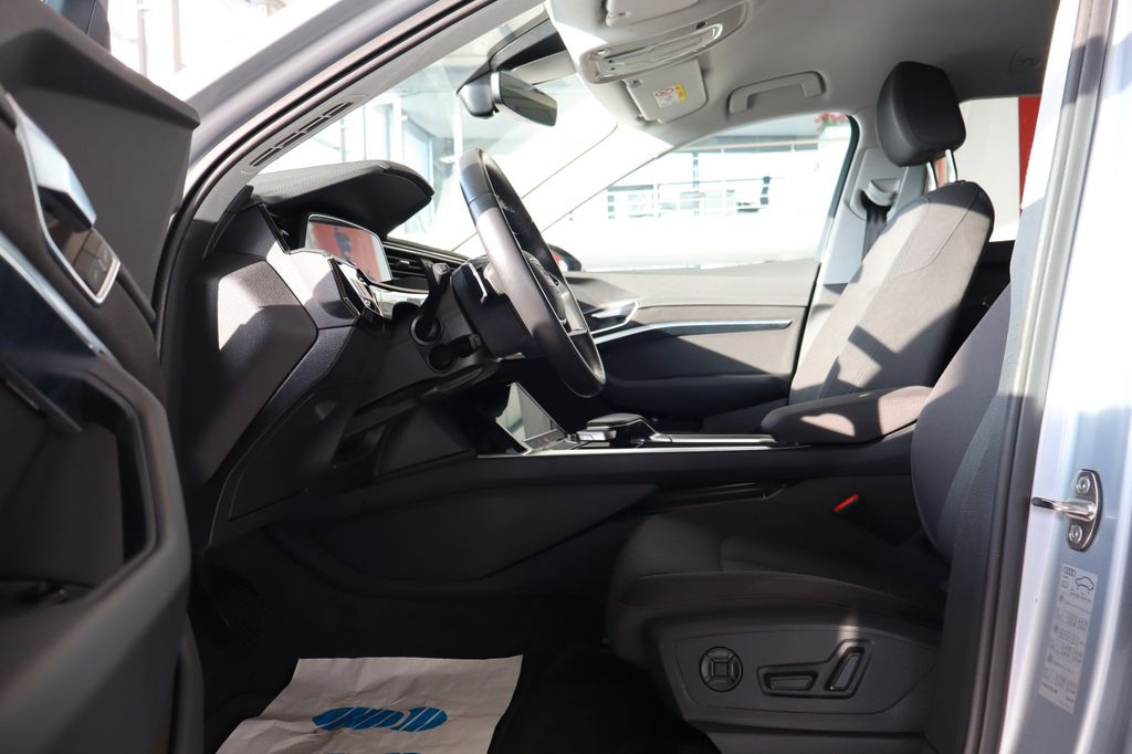 Audi e-tron 2023