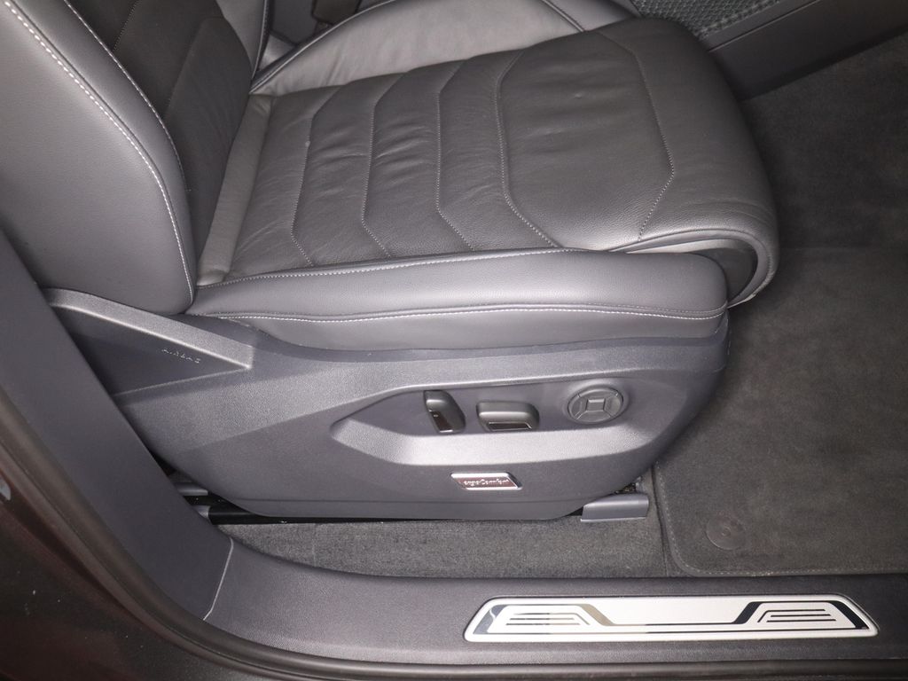 Volkswagen Touareg 2025
