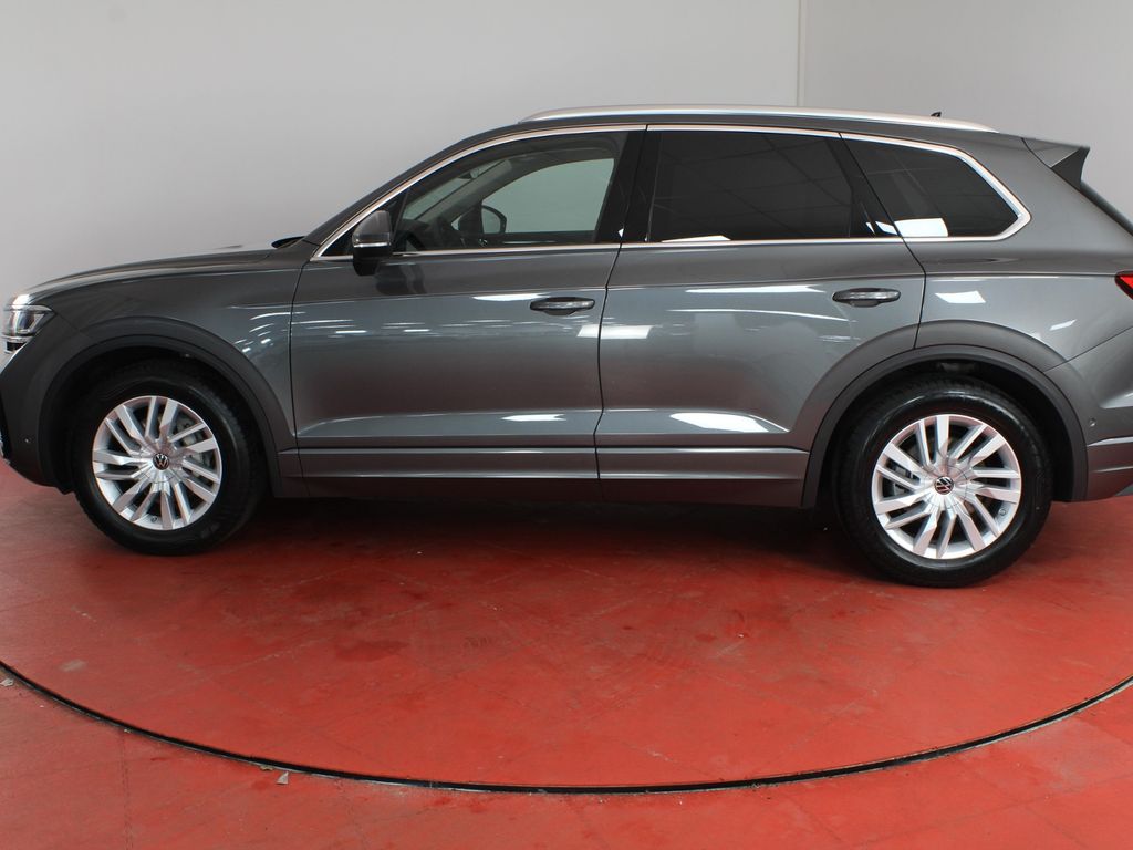 Volkswagen Touareg 2025