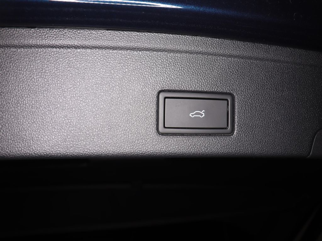 Volkswagen Touareg 2025