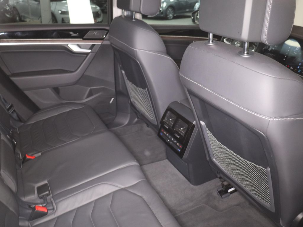 Volkswagen Touareg 2025