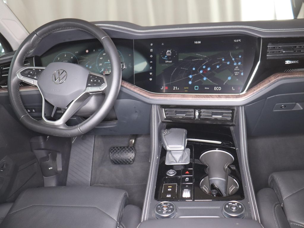 Volkswagen Touareg 2025