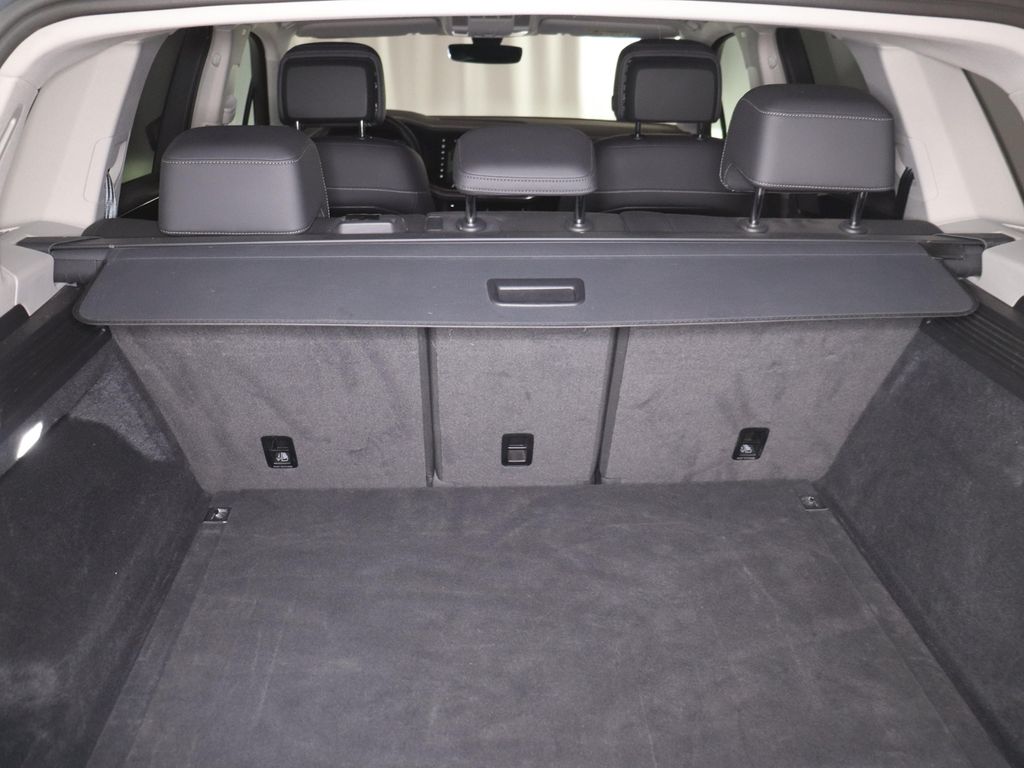 Volkswagen Touareg 2025