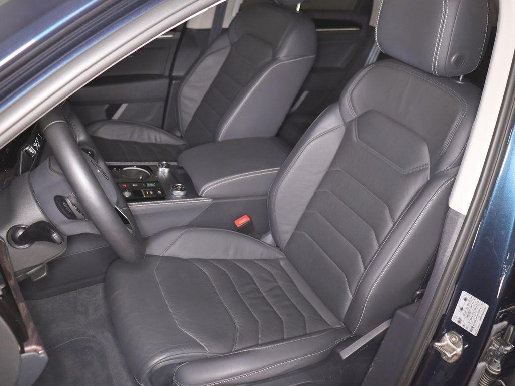 Volkswagen Touareg 2025