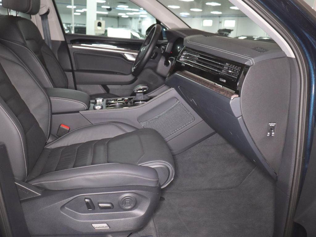 Volkswagen Touareg 2025