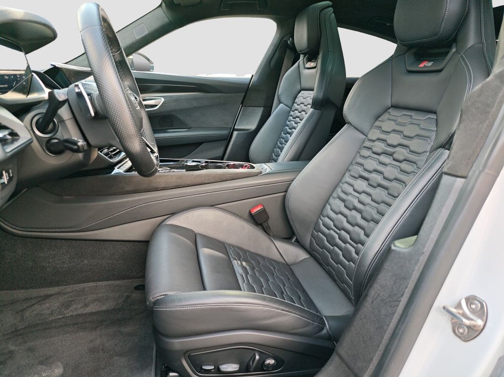 Audi RS e-tron GT 2022