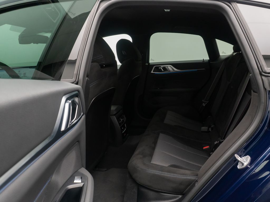 BMW i4 2024