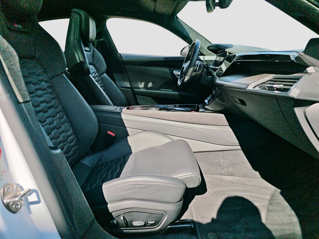 Audi RS e-tron GT 2022