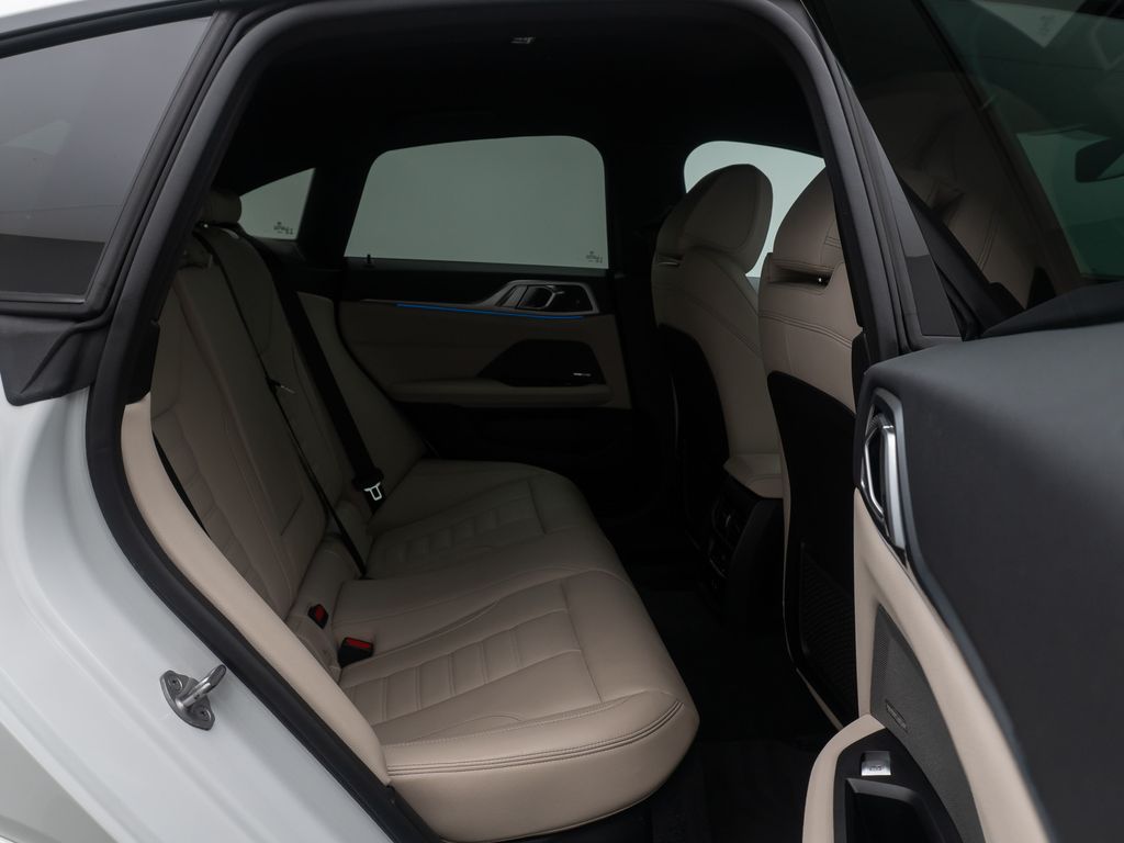 BMW i4 2022