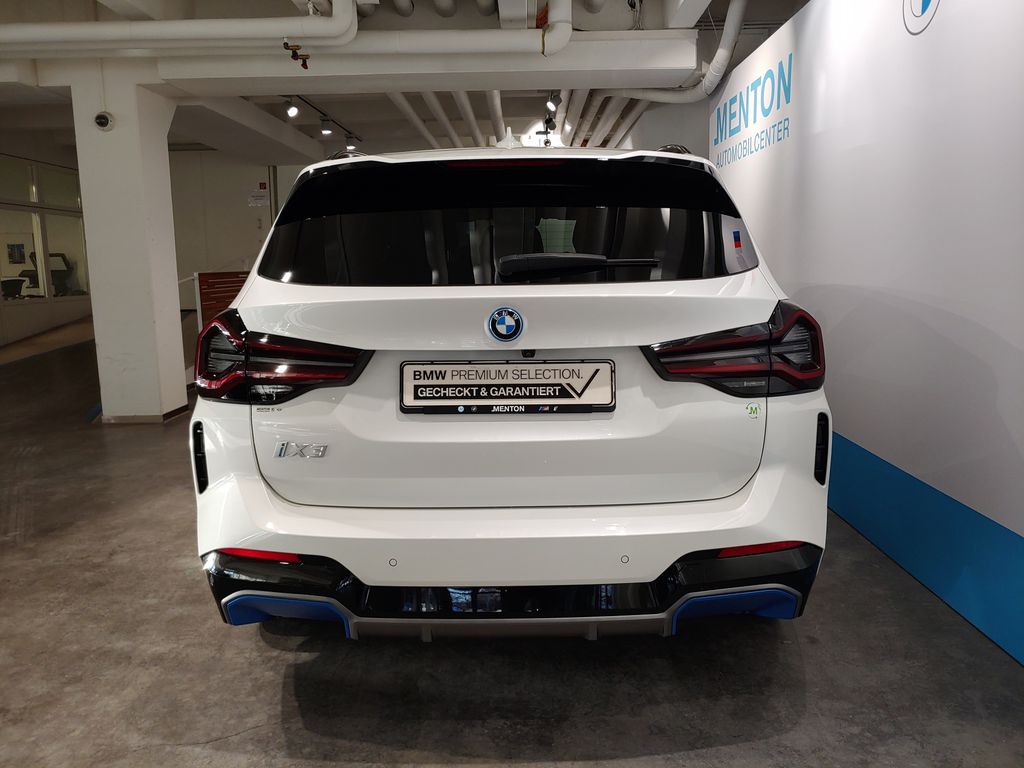 BMW iX3 2022