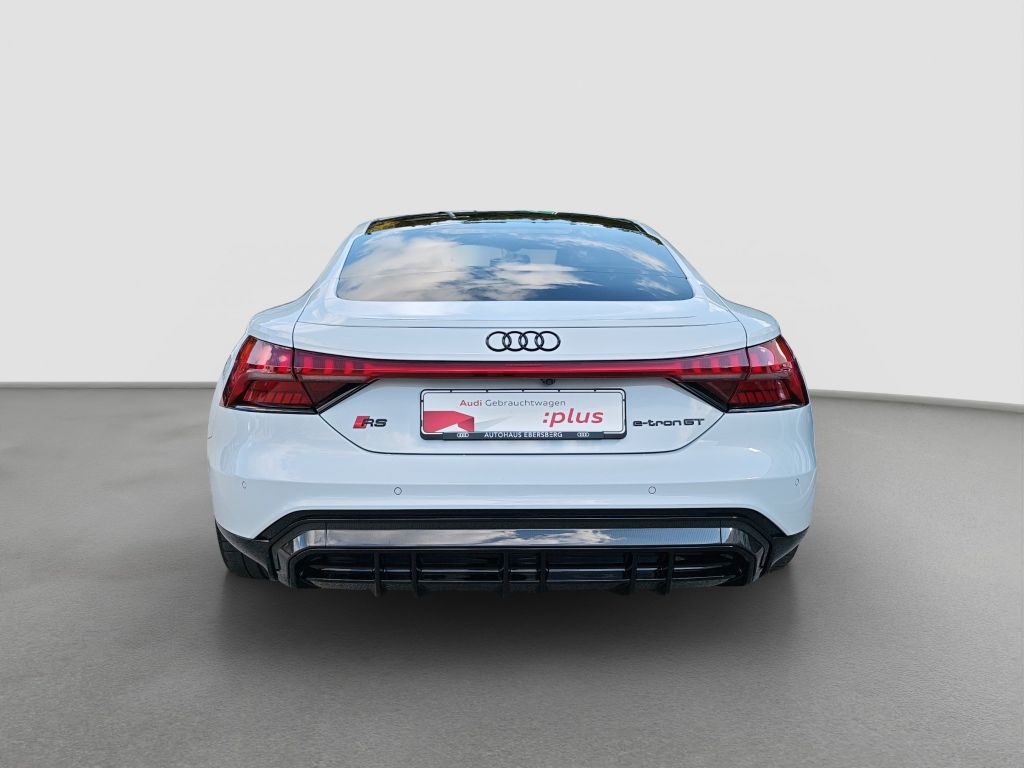 Audi RS e-tron GT 2022