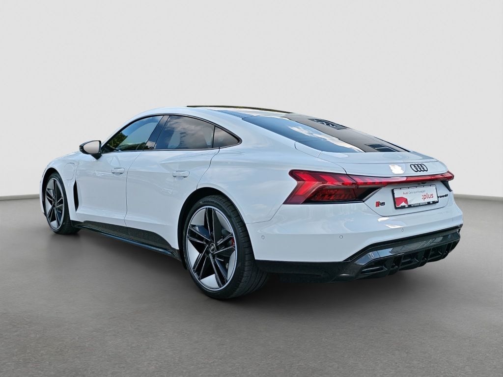Audi RS e-tron GT 2022