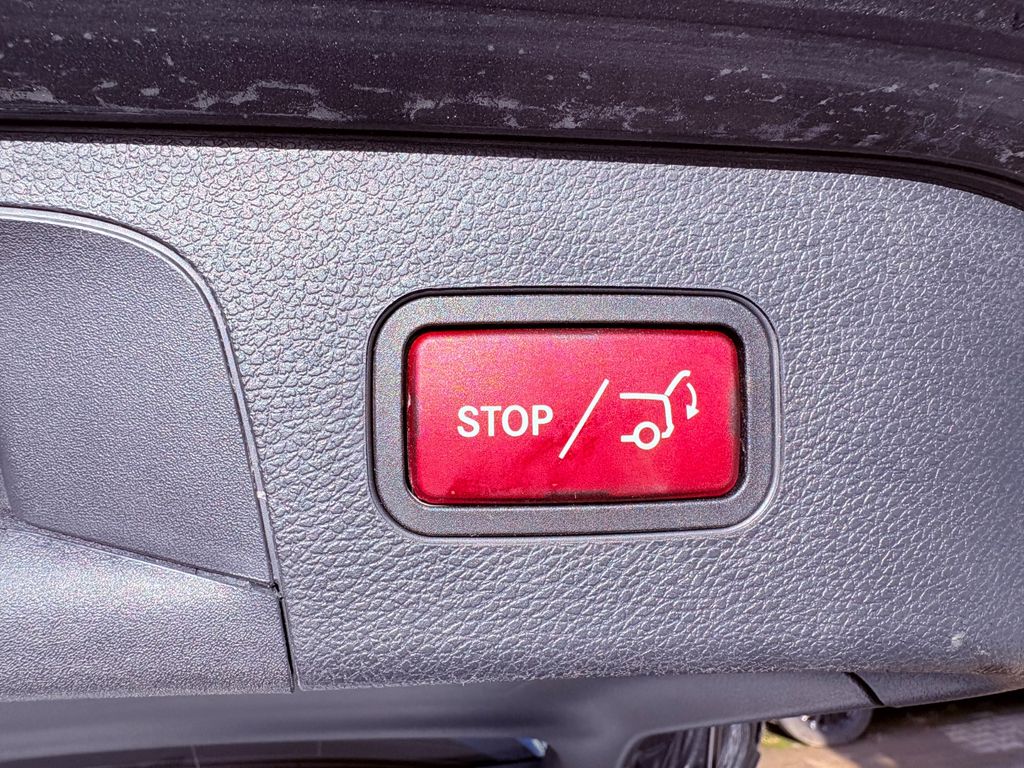 Mercedes-Benz EQC 2022