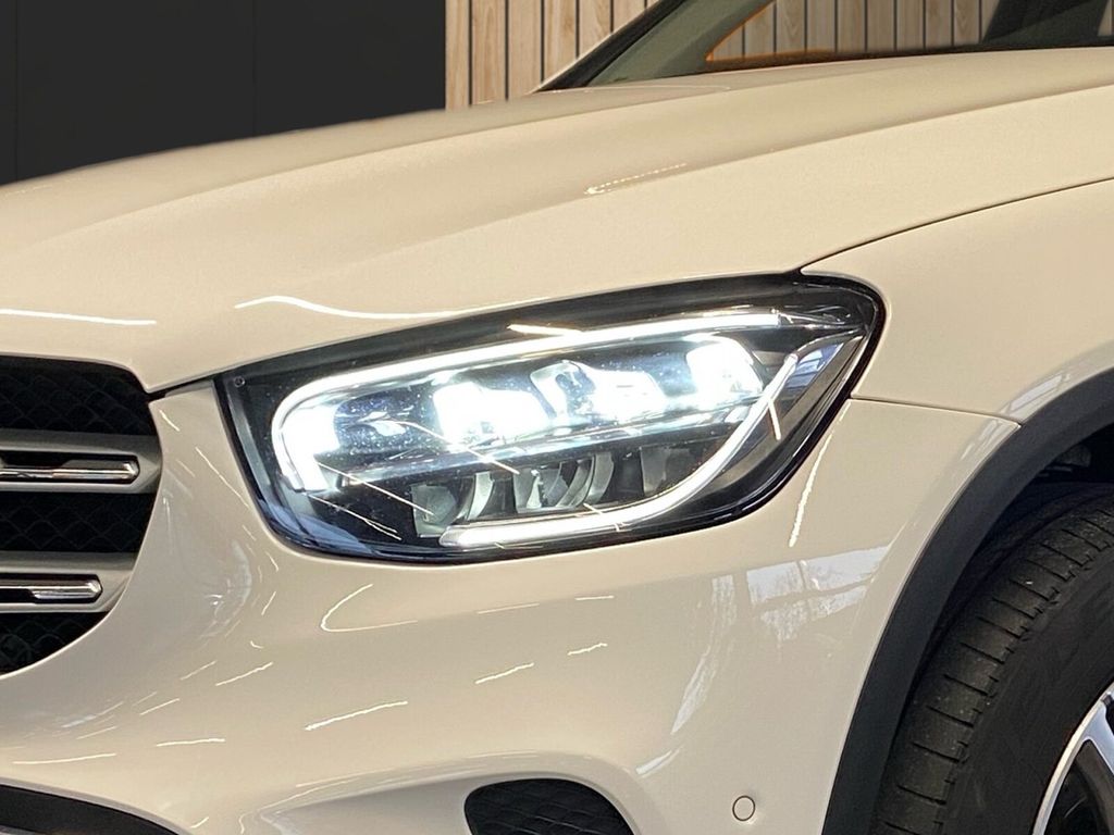 Mercedes-Benz GLC 300 2021