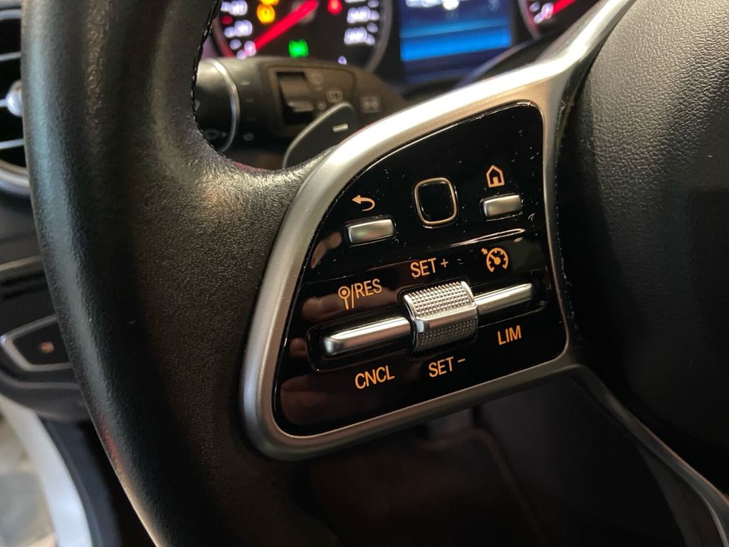 Mercedes-Benz GLC 300 2021