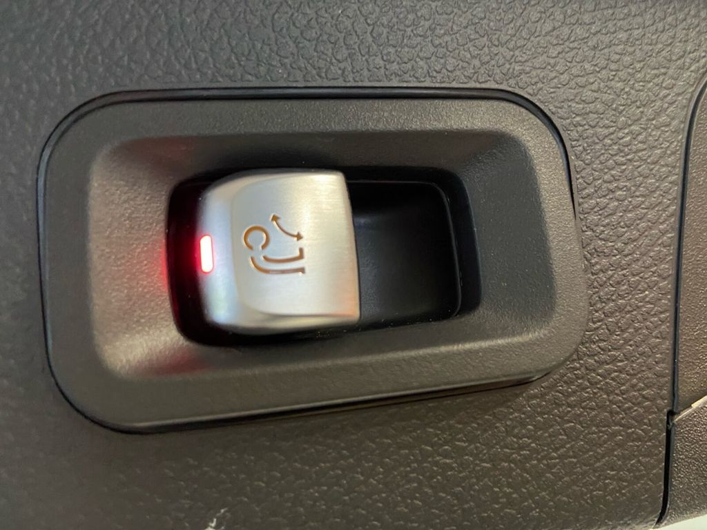 Mercedes-Benz GLC 300 2021