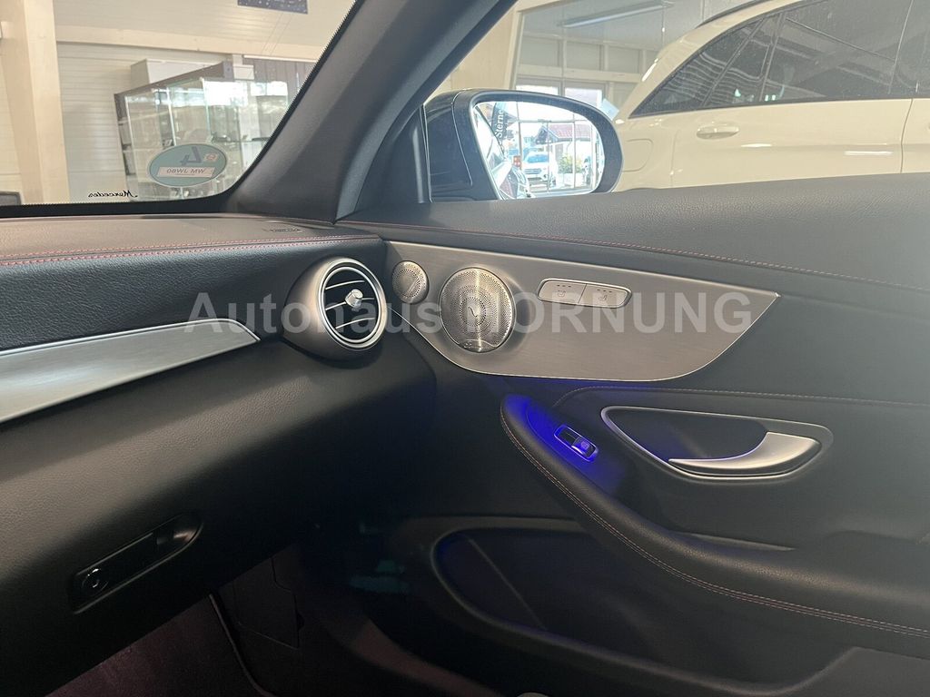 Mercedes-Benz C 300 2023