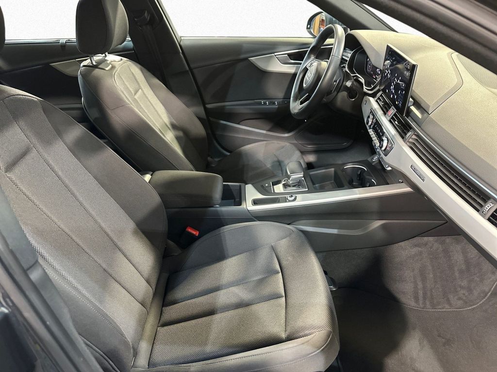 Audi A4 2022