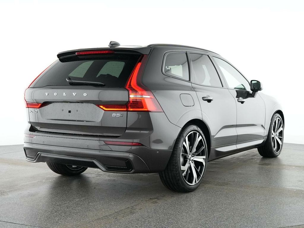 Volvo XC60 2025