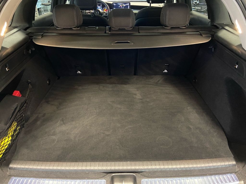 Mercedes-Benz GLC 300 2021