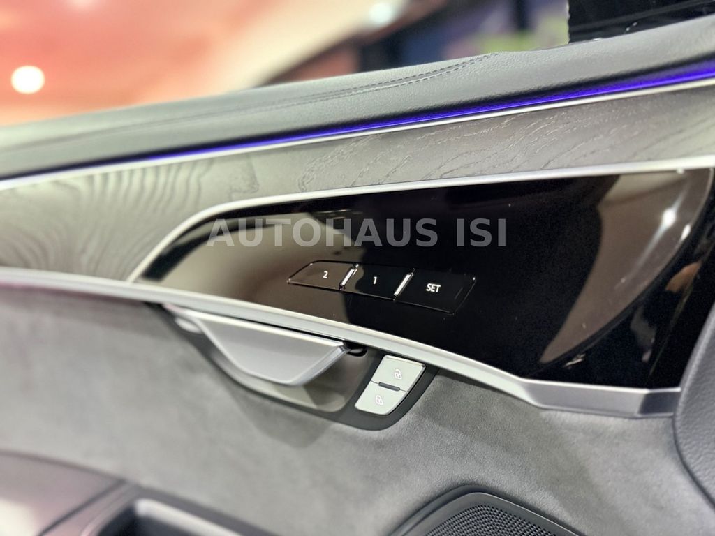 Audi A8 2023