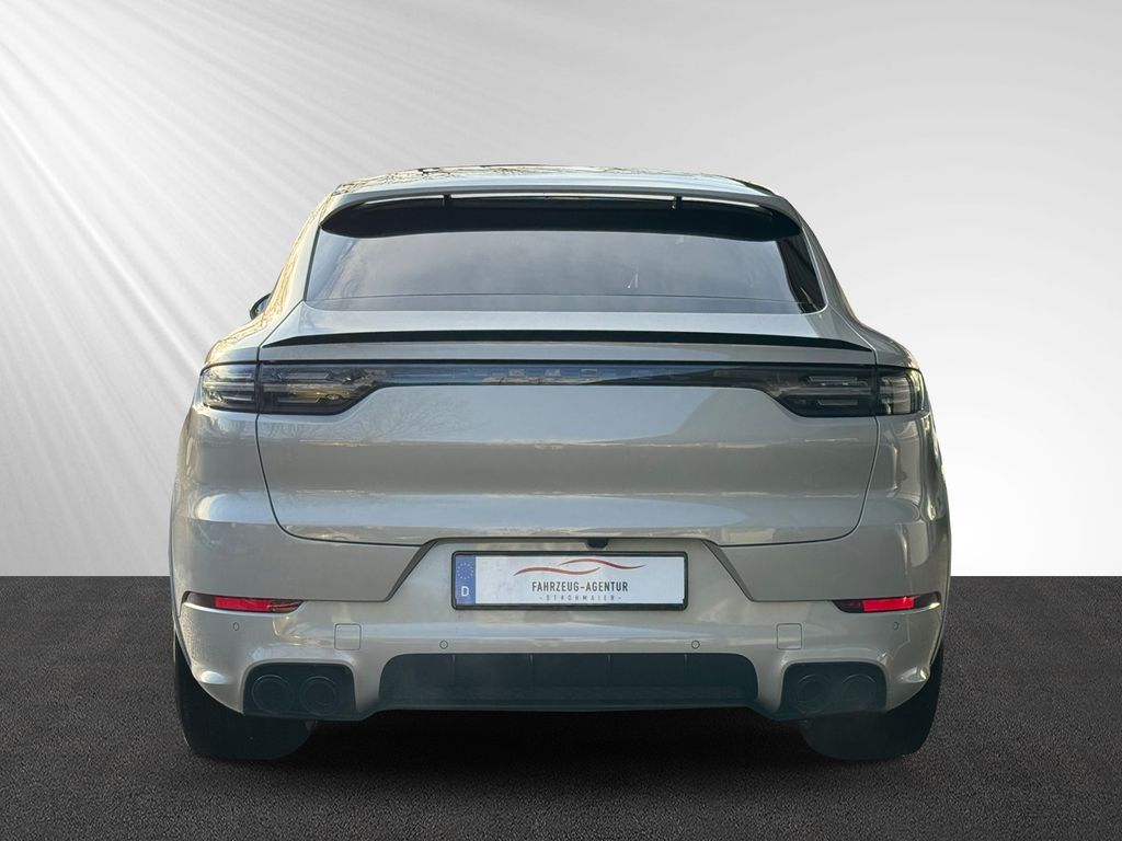 Porsche Cayenne 2021