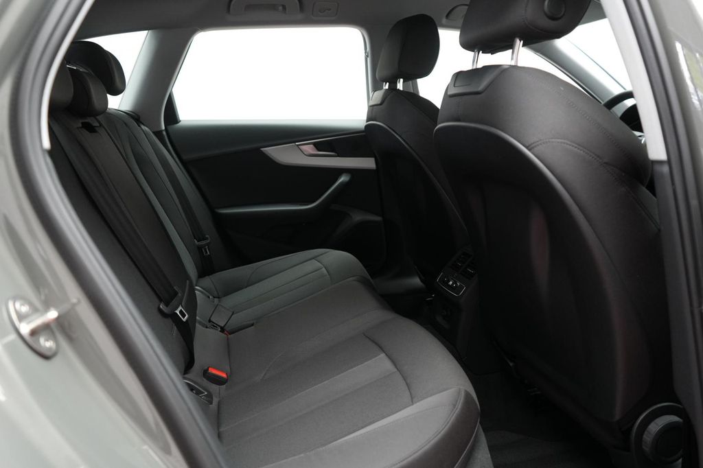 Audi A4 2024