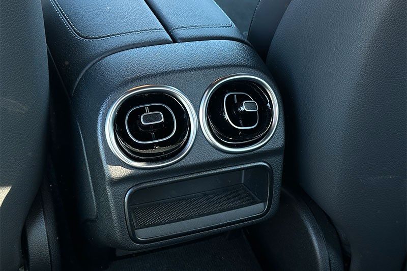 Mercedes-Benz C 300 2024