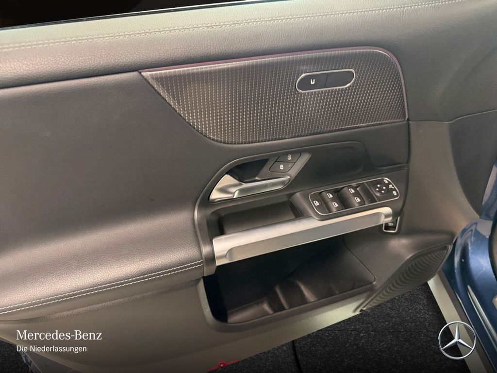 Mercedes-Benz EQB 2022