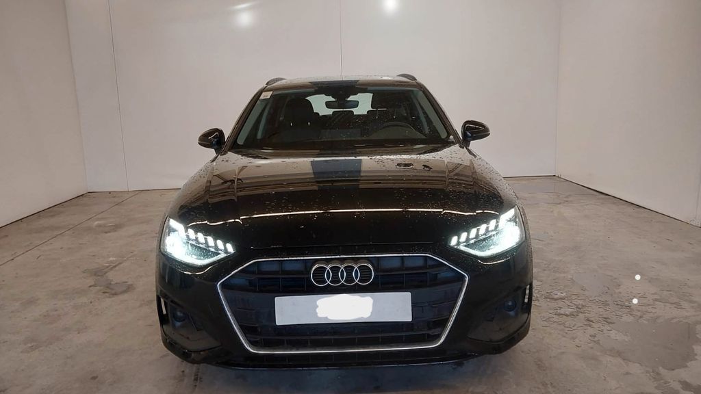 Audi A4 2022