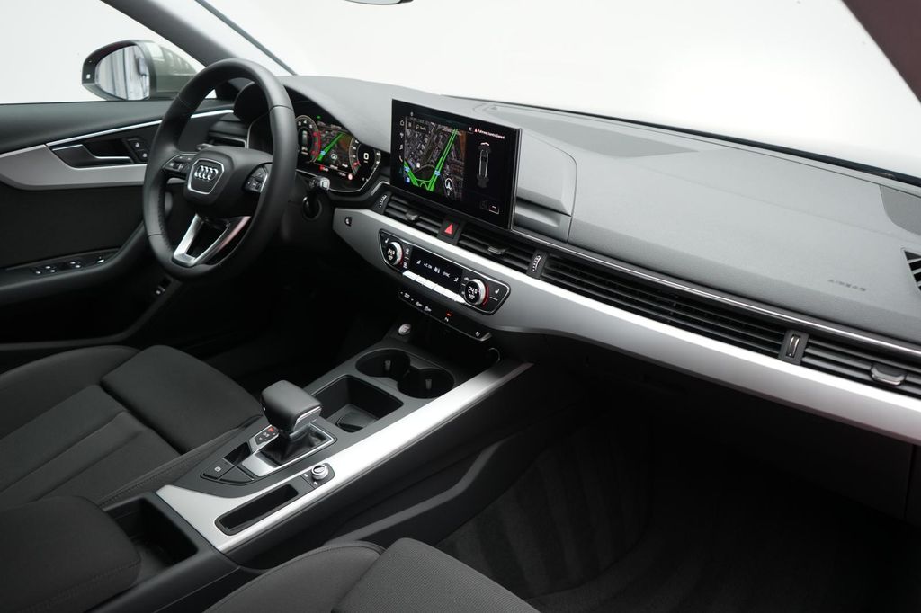 Audi A4 2024