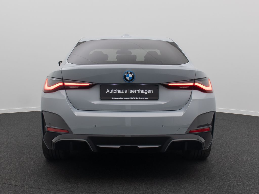 BMW i4 2023