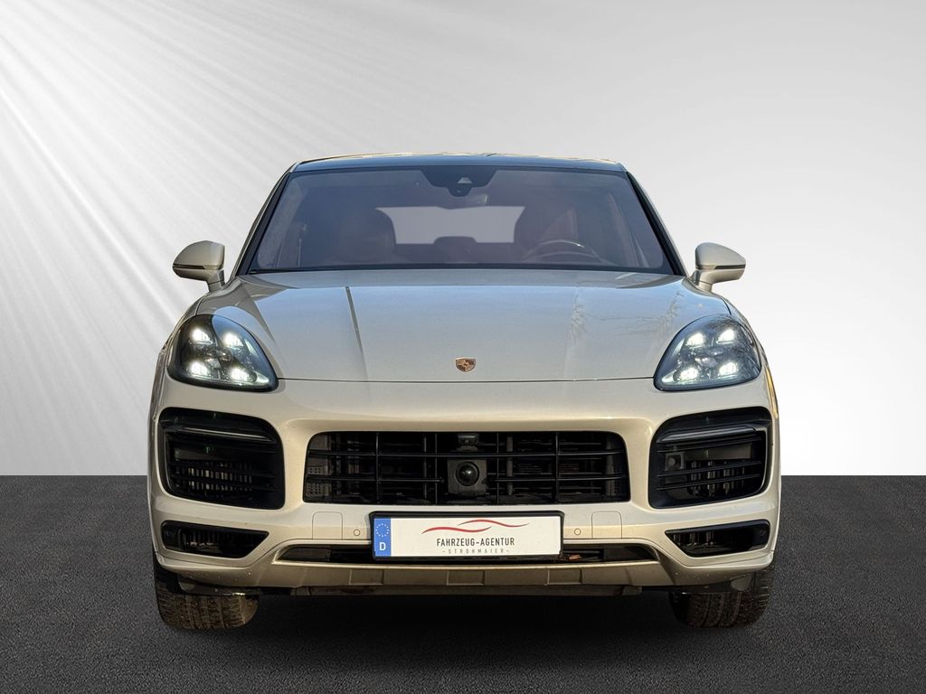 Porsche Cayenne 2021