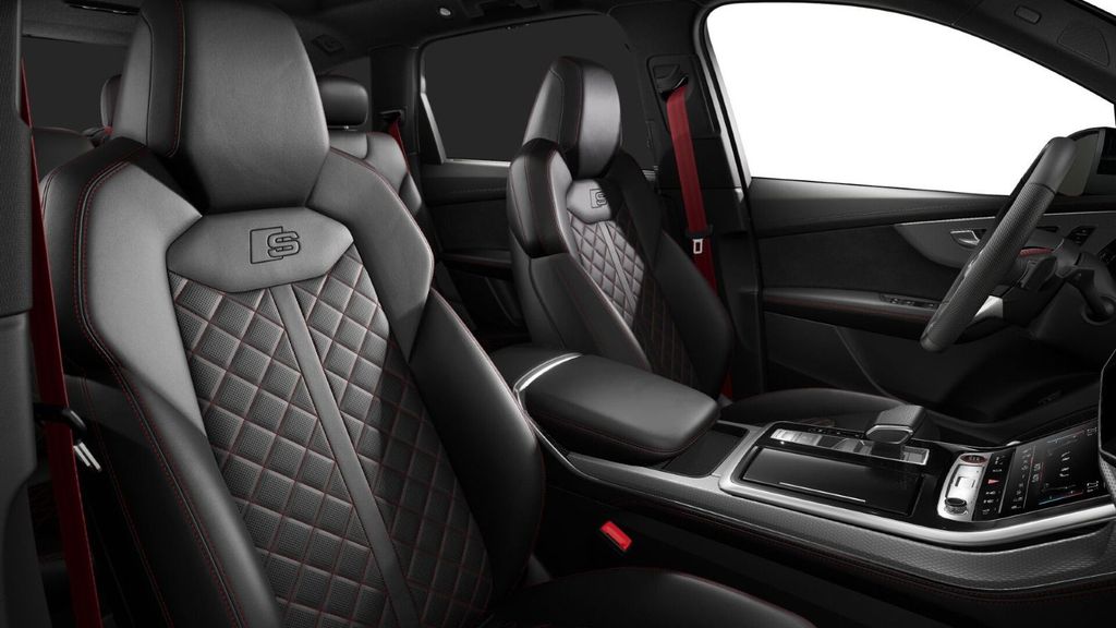 Audi SQ7 2025