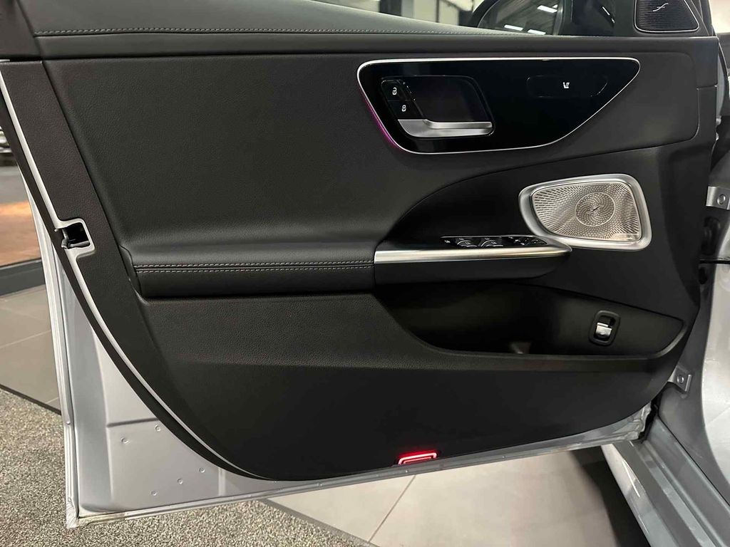 Mercedes-Benz C 300 2024