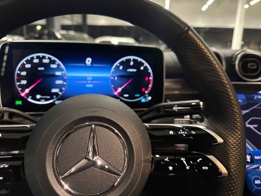 Mercedes-Benz C 300 2024