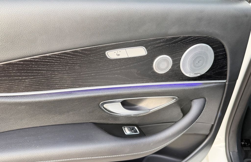 Mercedes-Benz E 300 2020