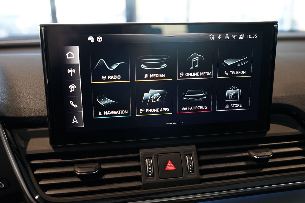 Audi SQ5 2025