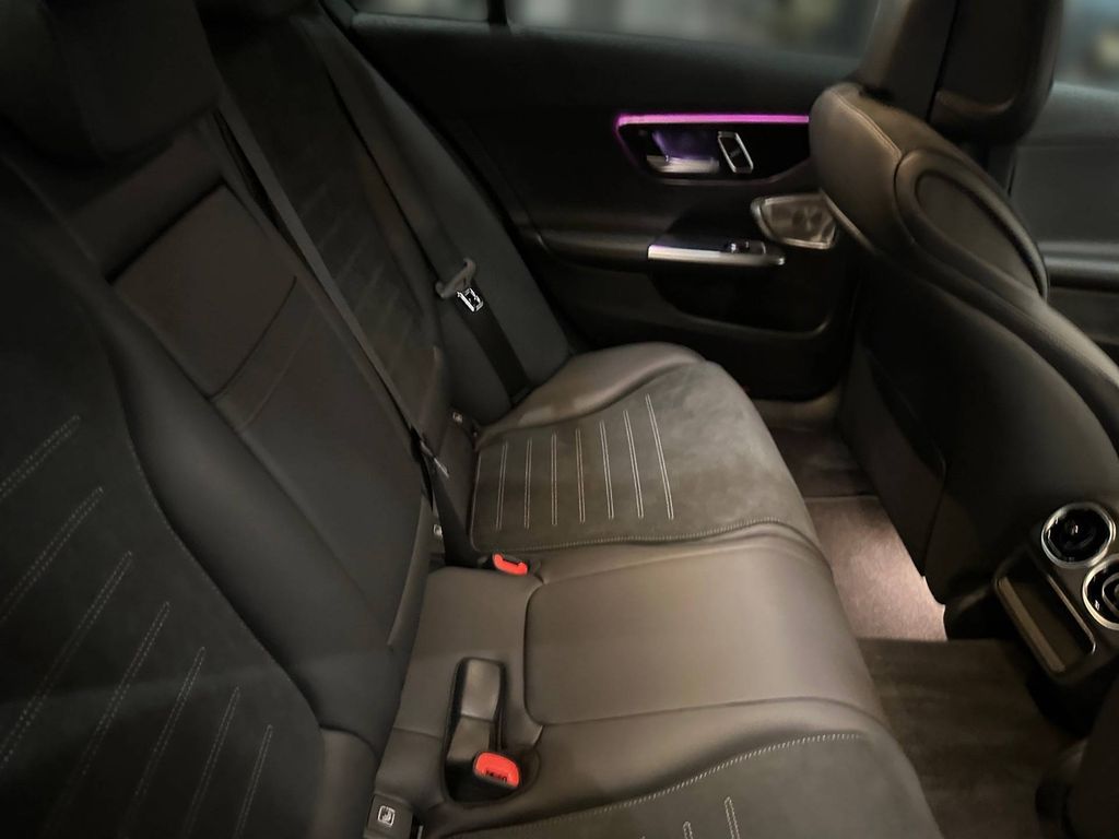 Mercedes-Benz C 300 2024