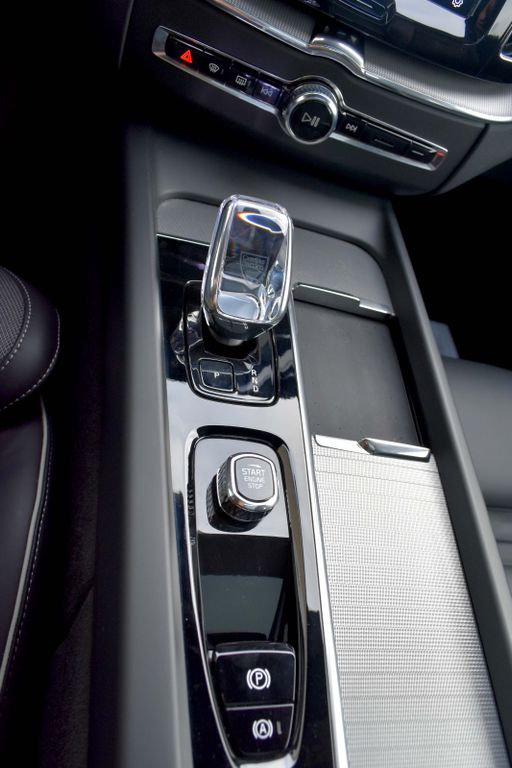 Volvo XC60 2024