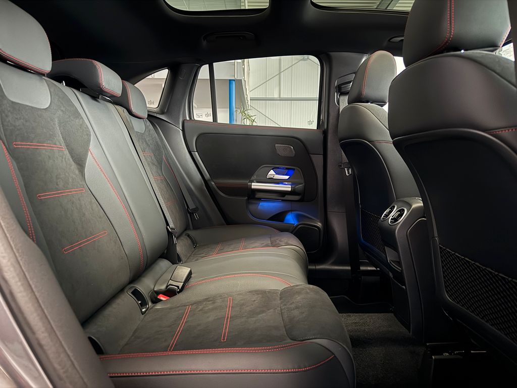 Mercedes-Benz GLA 220 2024