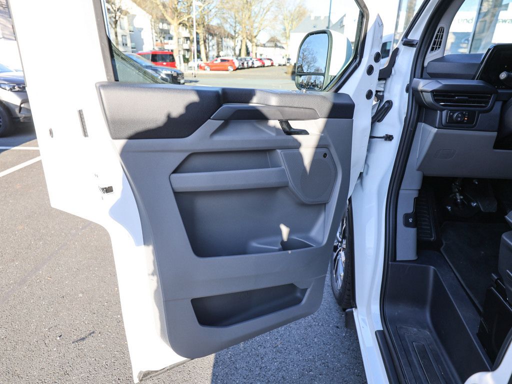 Ford Tourneo Custom 2025