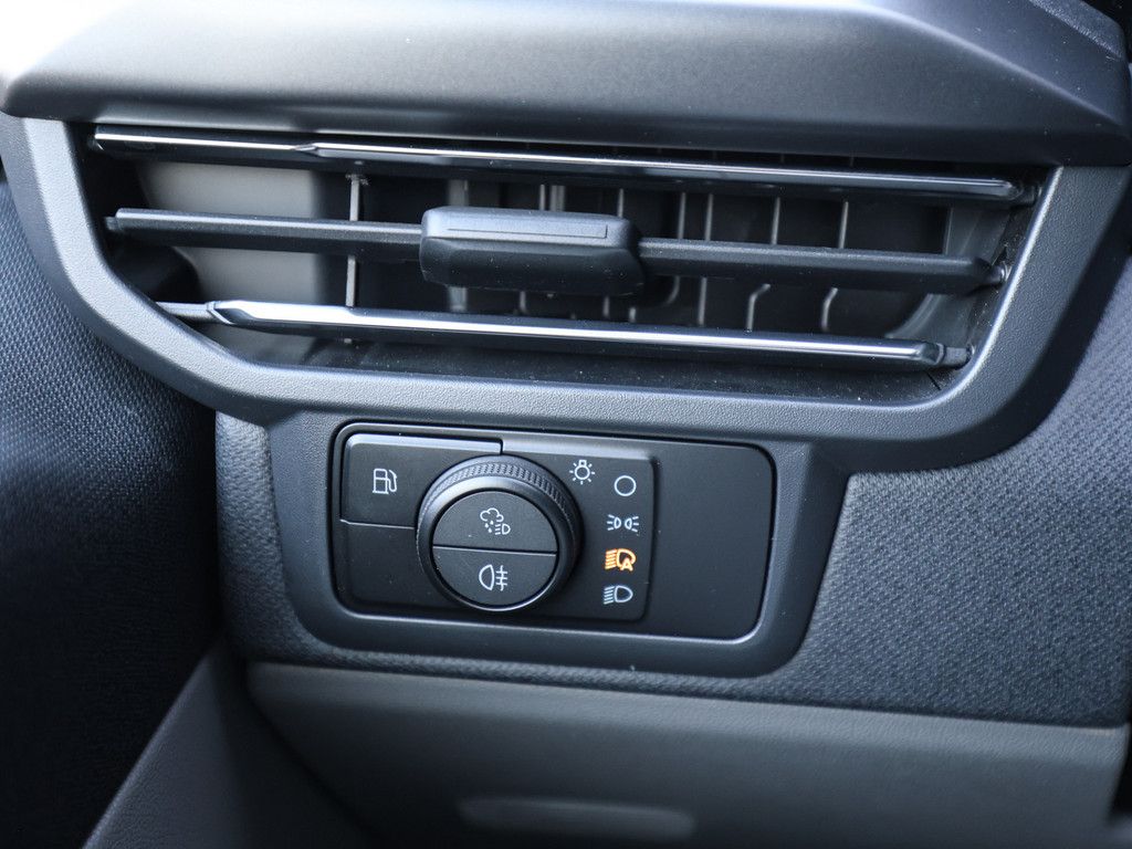 Ford Tourneo Custom 2025